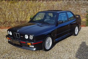 BMW E30